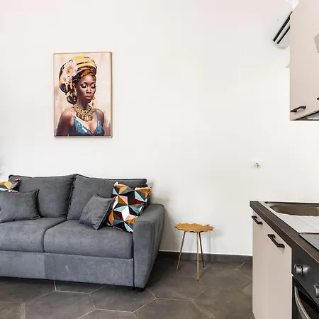 Dimo Luxury 2 Apartment *