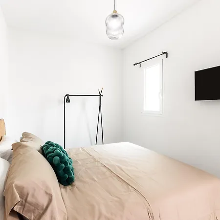 Dimo Luxury 2 *